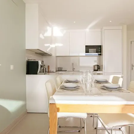 Apartman Duplex Penthouse With Sea Views, Steps To Golf