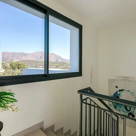 Duplex Penthouse With Sea Views, Steps To Golf Apartman