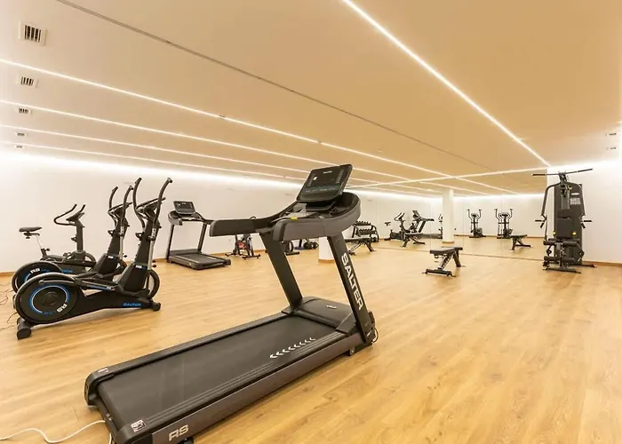 Duplex Penthouse With Sea Views, Steps To Golf Apartment