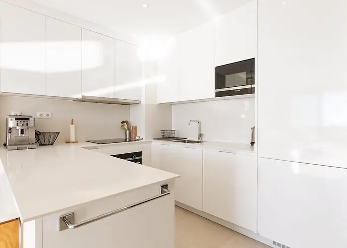 Duplex Penthouse With Sea Views, Steps To Golf Apartment