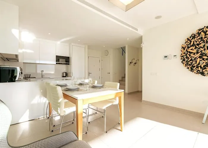 Duplex Penthouse With Sea Views, Steps To Golf * Estepona