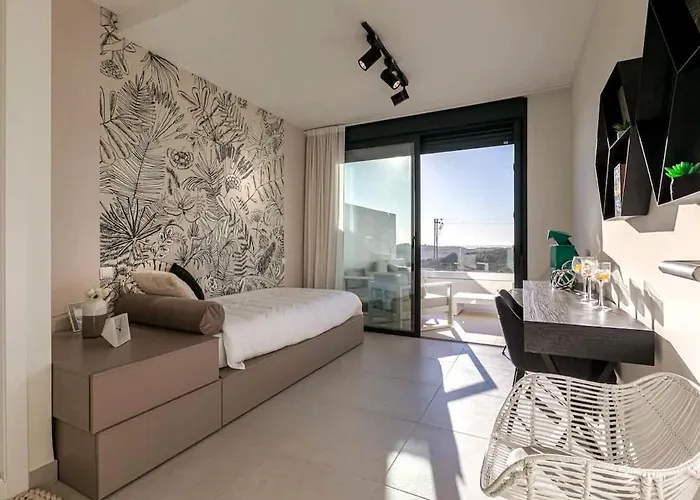 Duplex Penthouse With Sea Views, Steps To Golf Estepona