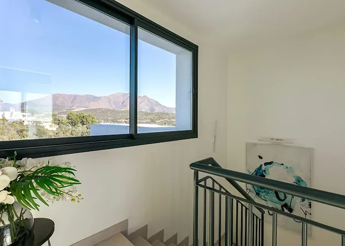 Duplex Penthouse With Sea Views, Steps To Golf Apartment