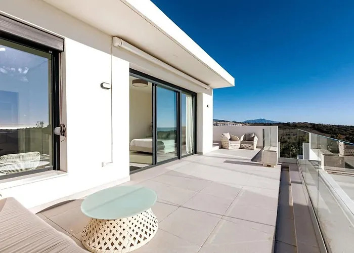 Duplex Penthouse With Sea Views, Steps To Golf Estepona