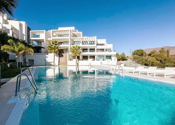 Duplex Penthouse With Sea Views, Steps To Golf Estepona