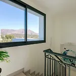 Duplex Penthouse With Sea Views, Steps To Golf Apartment